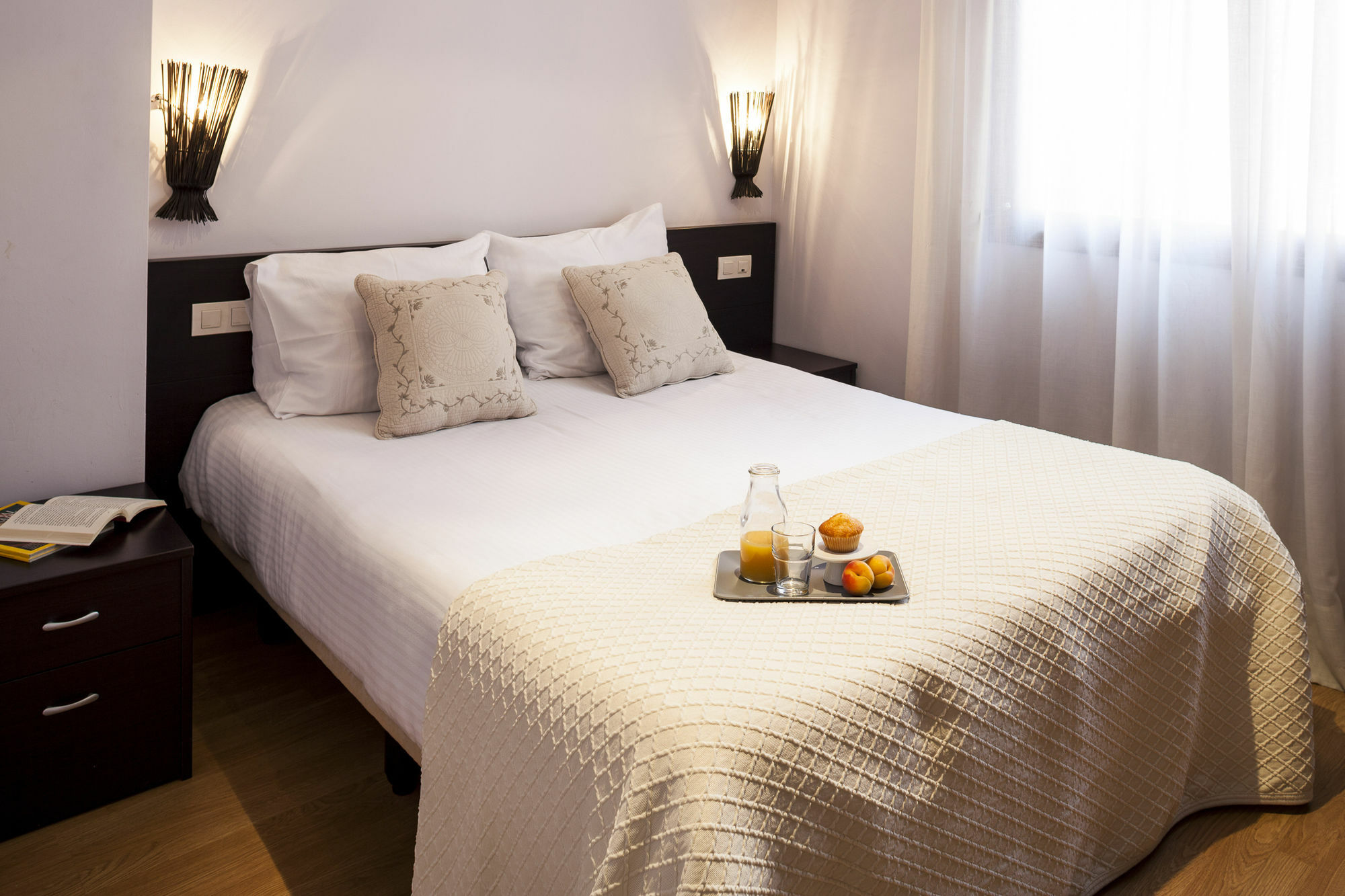 Short Stay Group Camp Nou Serviced Apartments Барселона Екстер'єр фото